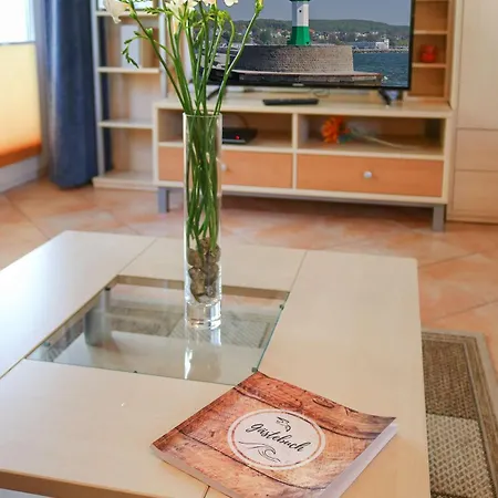 Apartment Appartementhaus Waldstrasse - - Sonnenschein