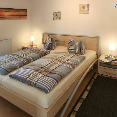 Appartementhaus Waldstrasse - - Sonnenschein Baabe